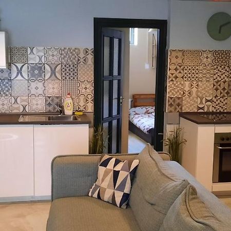 Csenge Apartman Keszthely Esterno foto